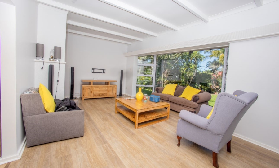 4 Bedroom Property for Sale in Beacon Bay Eastern Cape